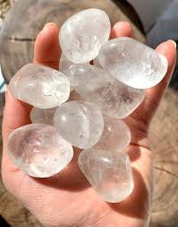 CLEAR QUARTZ TUMBLESTONE (LARGE)