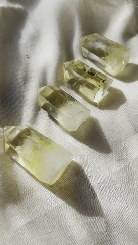 LEMON QUARTZ TOWER