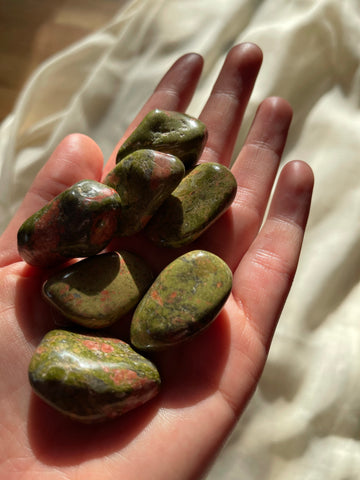 UNAKITE