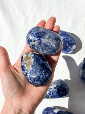 SODALITE PALM STONE