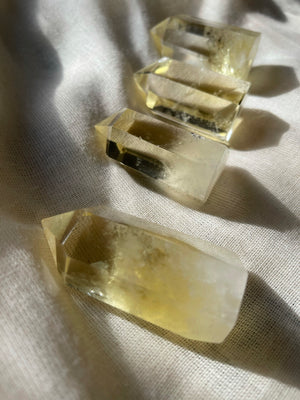 LEMON QUARTZ TOWER