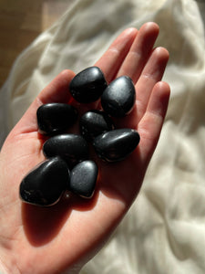 SHUNGITE TUMBLESTONE