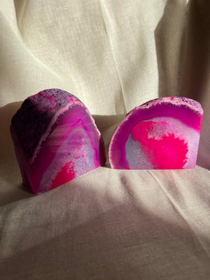 PINK AGATE GEODE BOOK ENDS